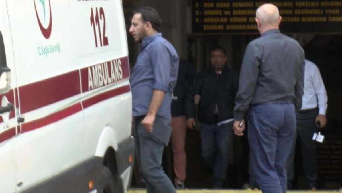 İBB'nin Sara&ccedil;hane'deki binasında hareketlilik! İmamoğlu'nun odasının balkonuna kadar ulaştı