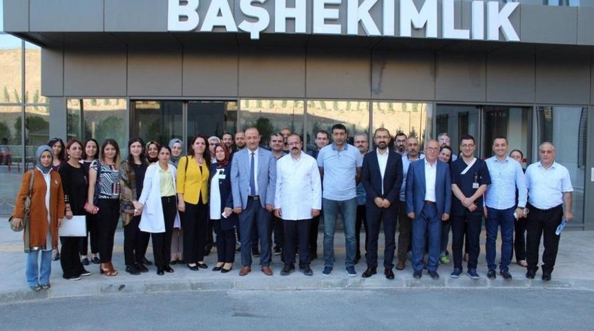 Elazığlı sağlık&ccedil;ılar Yozgat Şehir Hastanesi&rsquo;nde