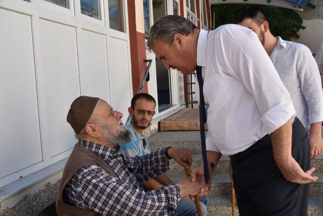 Başkan Çerçi Barbaros’ta vatandaşlarla buluştu 1