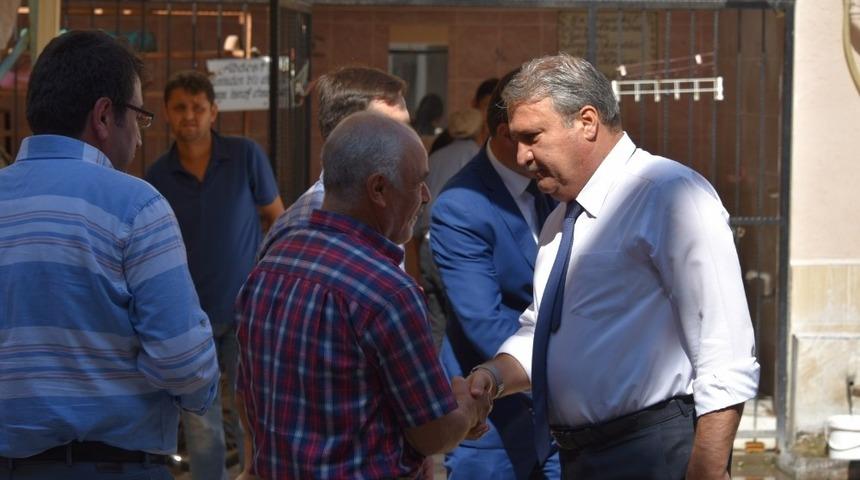 Başkan &Ccedil;er&ccedil;i Barbaros&rsquo;ta vatandaşlarla buluştu