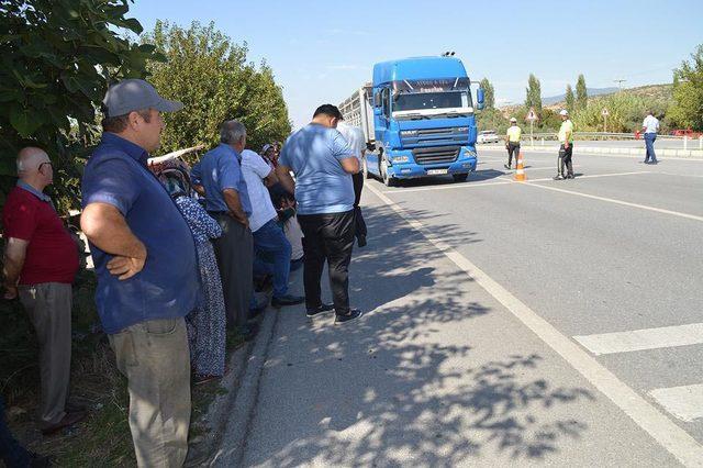 TIR'ın çarptığı motosikletin sürücüsü öldü