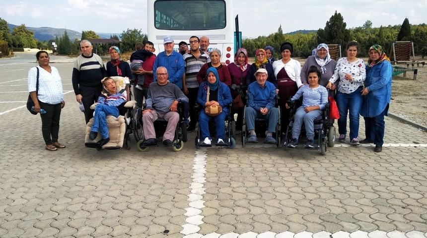 Engelliler Dayanışma Derneğinden yaza veda pikniği