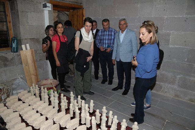 Arslantepe Höyüğü’nün Dünya Kültür Mirası Listesine alınması için heyet inceleme yaptı