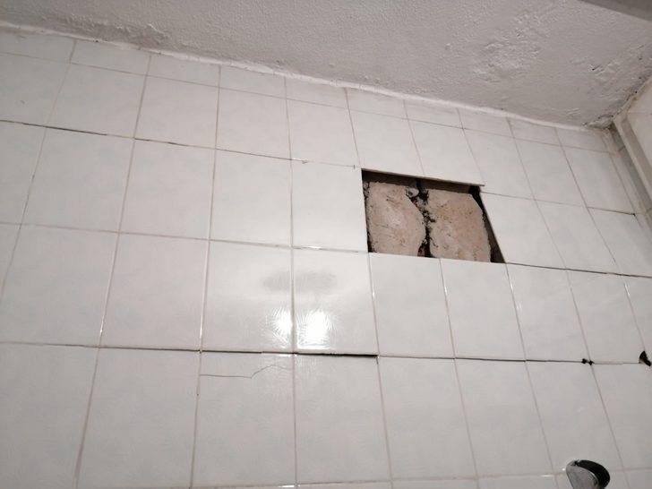 Bağcılar'da bir binada çatlaklar tespit edildi G1