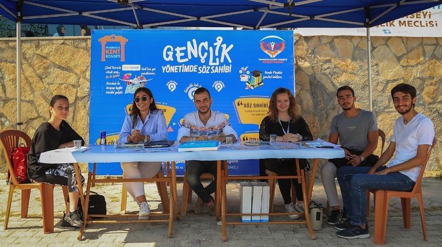 Kent Konseyi Gen&ccedil;lik Meclisi, PA&Uuml;&rsquo;de stant a&ccedil;tı