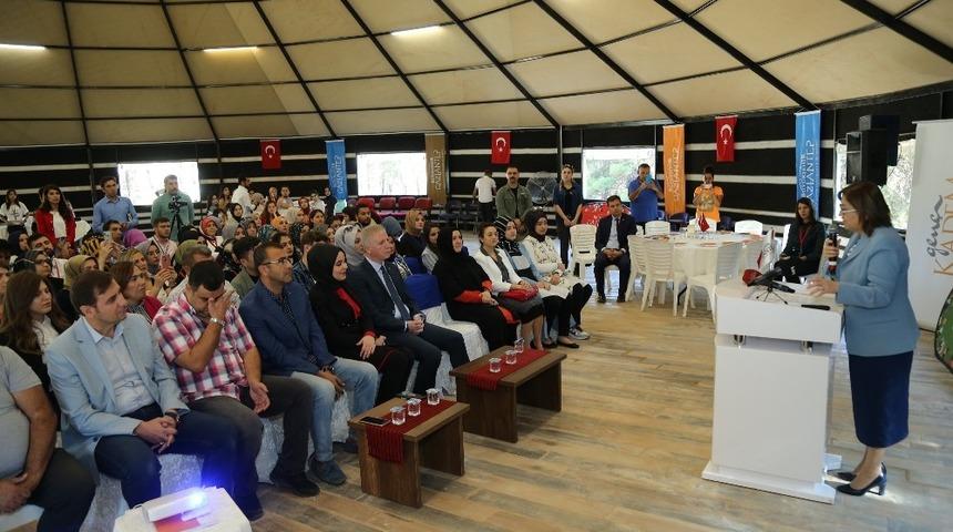 Büyükşehir’in ev sahipliğinde gençlik çalıştayı toplandı