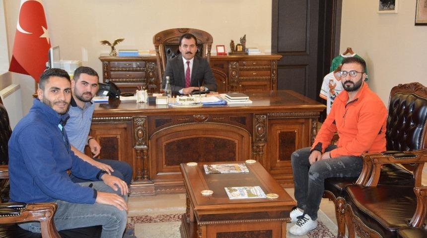 Kar Kaplanları Kaymakam Koşal ve Başkan Hayali&rsquo;yi Ziyaret Etti