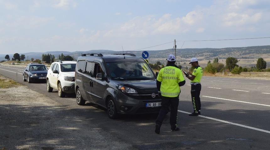 Tavşanlı&rsquo;da 249 ara&ccedil; trafikten men edildi