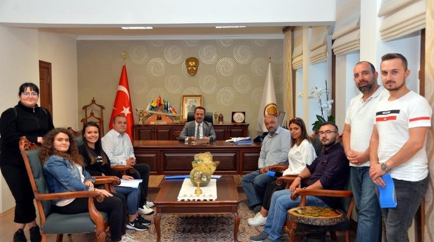 Basın mensuplarından Vali Şentürk’e ziyaret