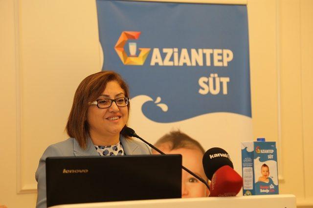 Gaziantep&rsquo;te anne adaylarına ayda 8 litre s&uuml;t dağıtılacak 1
