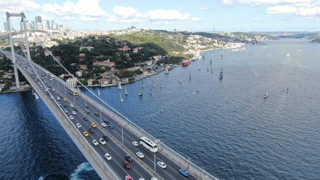 Boğaz'da yelkenli şöleni... Boğaz'ın güzelliğine güzellik kattılar