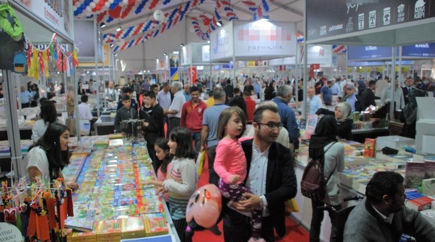 Tokat&rsquo;ta, kitap fuarına yoğun ilgi