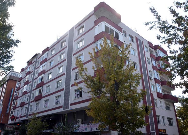 Depremin ardından Avcılar'da 3 bloktan oluşan bina için tahliye kararı G3