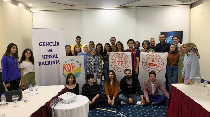 Konya&rsquo;da gen&ccedil;lik ve kırsal kalkınma &ccedil;alıştayı ger&ccedil;ekleştirildi