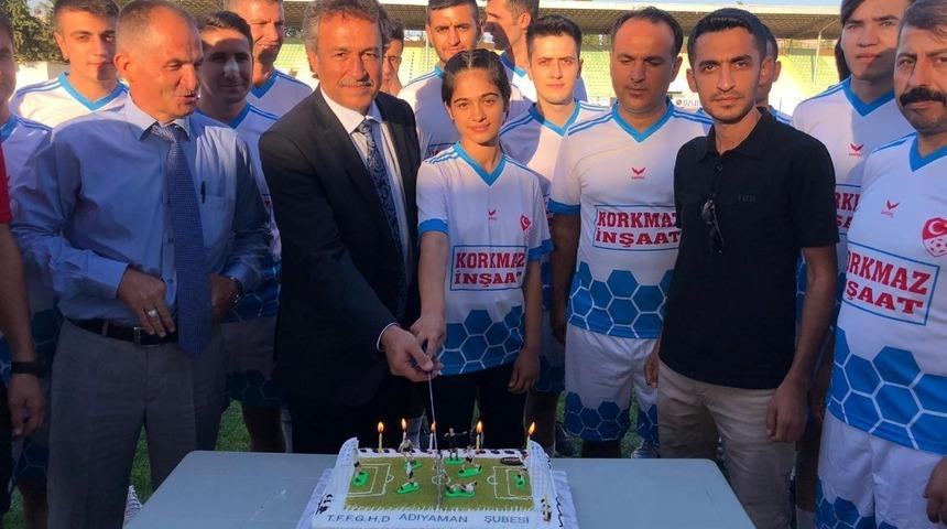 Hakemler ve g&ouml;zlemciler sezonu a&ccedil;tı