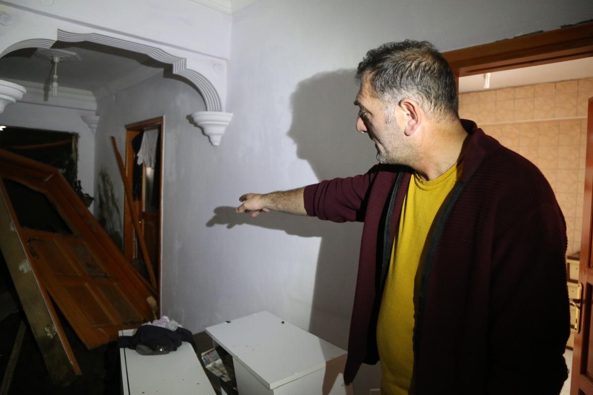 Artvin'de sel ve toprak kayması! &Ouml;l&uuml;mden 2 dakika ile kurtulmuşlar