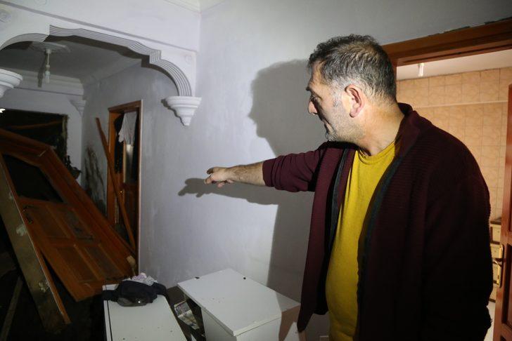 Artvin'de sel ve toprak kayması! Ölümden 2 dakika ile kurtulmuşlar G1