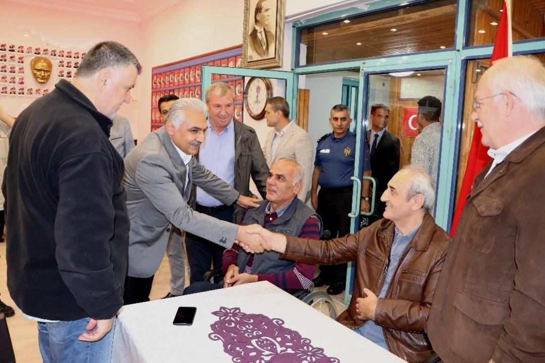 Urhal: "Şehit yakınları ve gazilerimize kapımız sonuna kadar a&ccedil;ık"