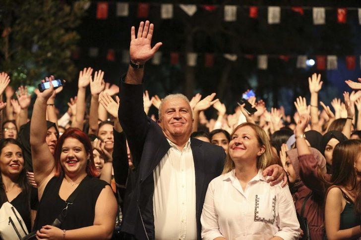 Üniversiteli gençler Emre Aydın ile coştu G2