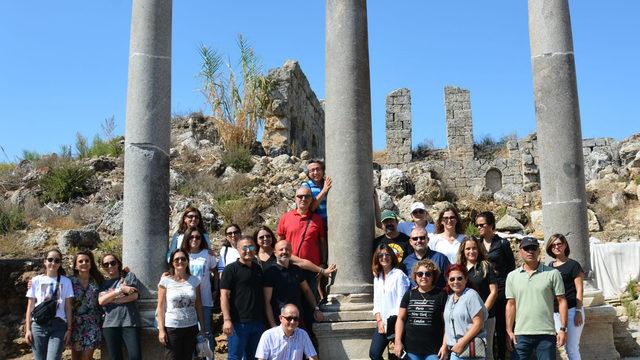 Perge Antik Kenti'nde 52 sütun ayağa kaldırıldı