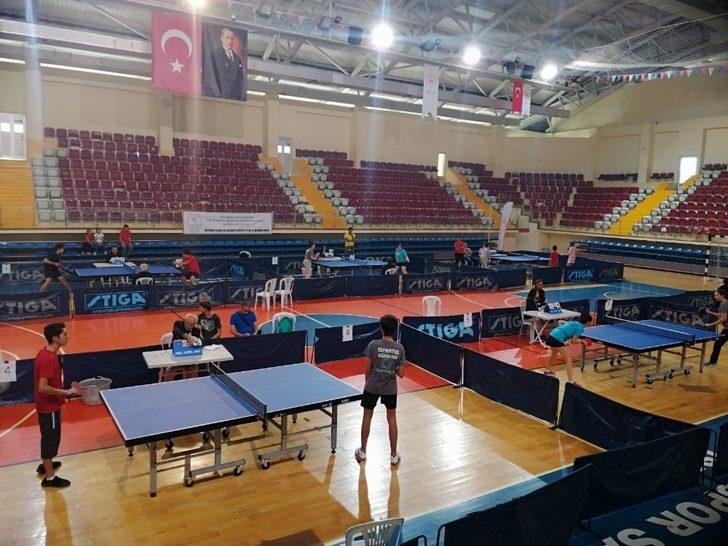 Isparta’da raketler il birinciliği için yarışıyor G4