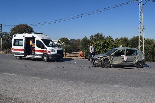 İzmir’de ortalığı savaş alanına çeviren kaza: 7 yaralı