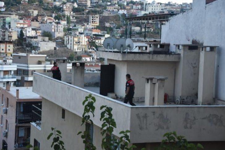 İzmir'de ortalık karıştı! Özel harekat müdahale etti G1