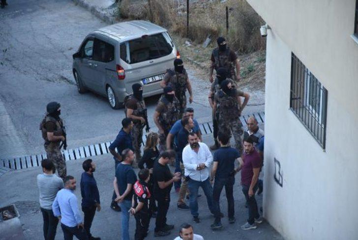 İzmir'de ortalık karıştı! Özel harekat müdahale etti G2