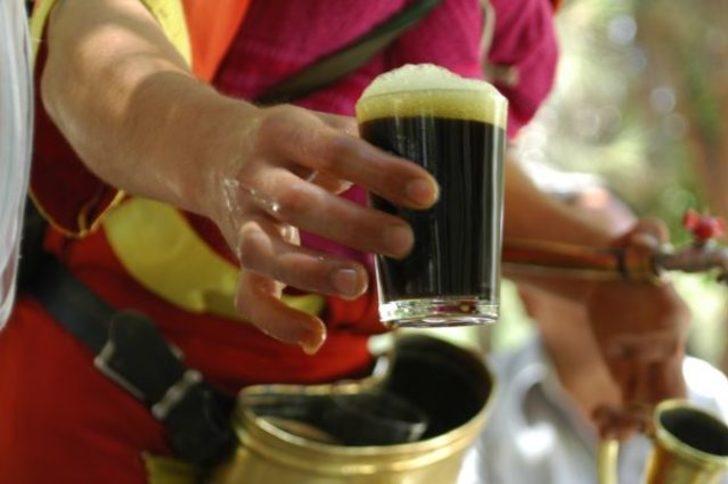 Tüketildiğinde Uzun Süre Susuzluğu Gideren 7 Bitki ve İçecek G3