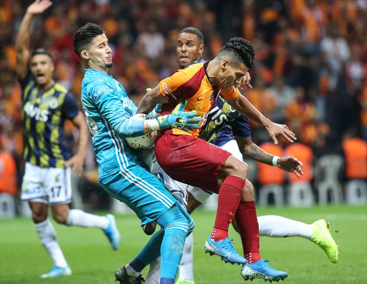 Altay Bayındır: Fenerbah&ccedil;e taraftarlarının sesini daha &ccedil;ok duydum