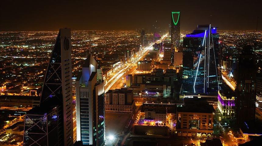 Suudi Arabistan tarihinde bir ilk! 49 ülkeye 'turist' vizesi verilecek