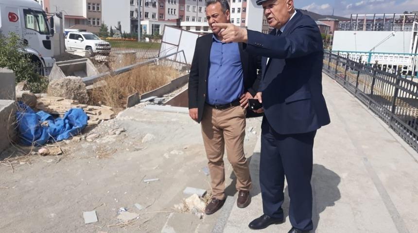 Başkan Pekmezci &Ccedil;oruh nehrinde &ccedil;alışmaları inceledi