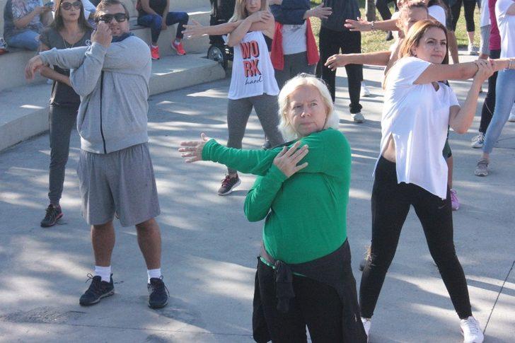 Kartallılar pazar sabahına tae-bo yaparak başladı G5