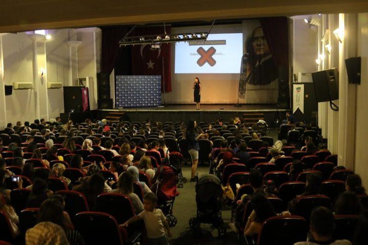 Akhisar Kitap günleri söyleşilerine yoğun ilgi G5