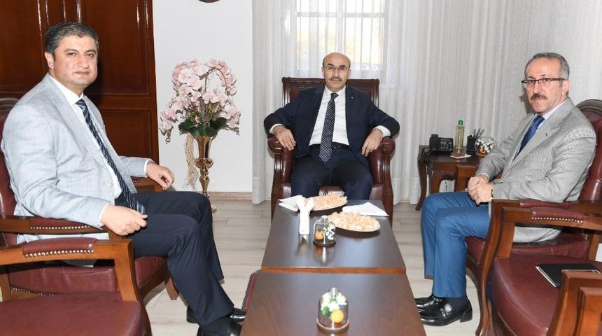 Vali Demirtaş: "Birinci önceliğimiz vatandaşa hizmet"