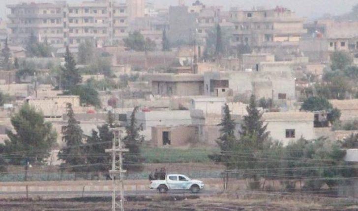 Sınır hattında YPG'li teröristlerin hareketliği böyle görüntülendi G2