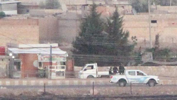 Sınır hattında YPG'li teröristlerin hareketliği böyle görüntülendi G4