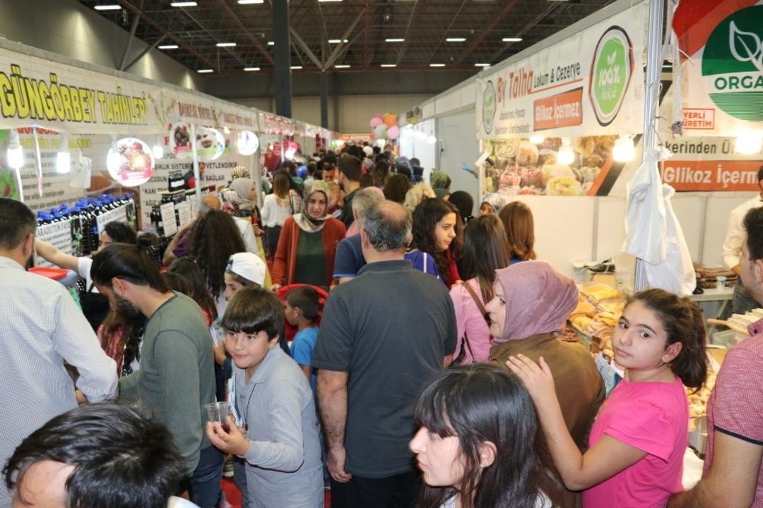 Van Turizm ve Seyahat Fuarı&rsquo;na yoğun ilgi