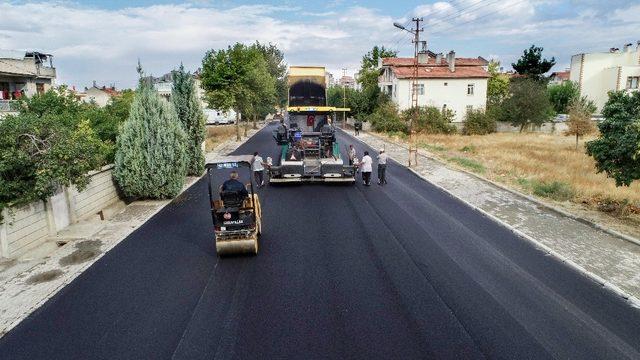 Meram’da yol ve asfaltlama çalışmaları tamamlanıyor