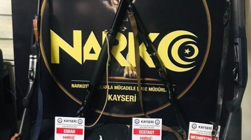 Uyuşturucu operasyonu: 1 g&ouml;zaltı