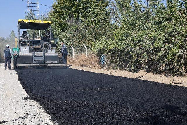 Hasırcılar Mahallesinde asfalt çalışması tamamlandı