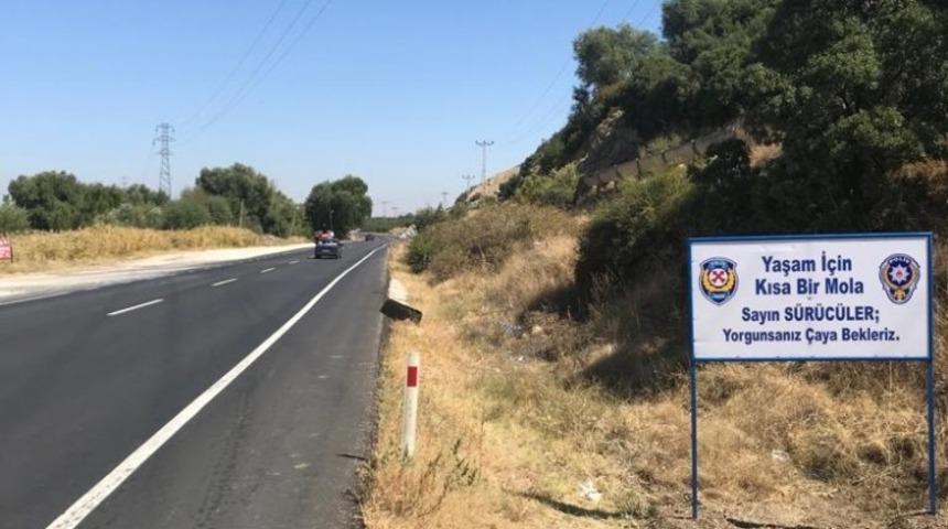 Isparta&rsquo;da Polisten yorgun s&uuml;r&uuml;c&uuml;ye &ccedil;ay daveti