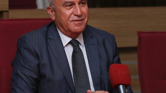 Efeler'de ressamlar ile belediyenin 'nü resim' krizi (2)