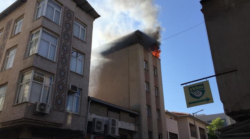 Manisa&rsquo;da korkutan yangın