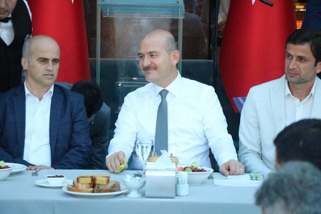 Süleyman Soylu Maltepe'de Trabzonlular ile buluştu