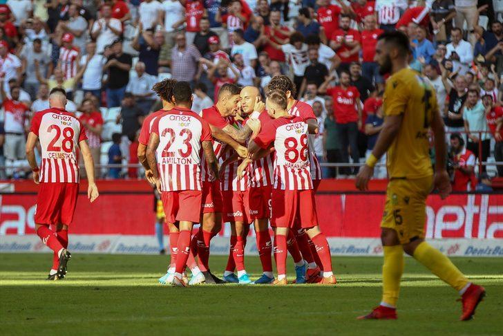 Antalyaspor 3 - 0 Yeni Malatyaspor