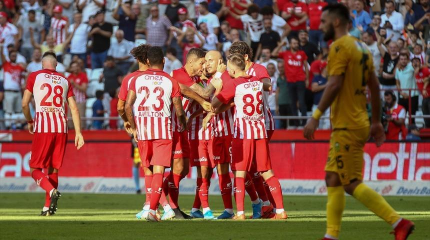 Antalyaspor 3 - 0 Yeni Malatyaspor