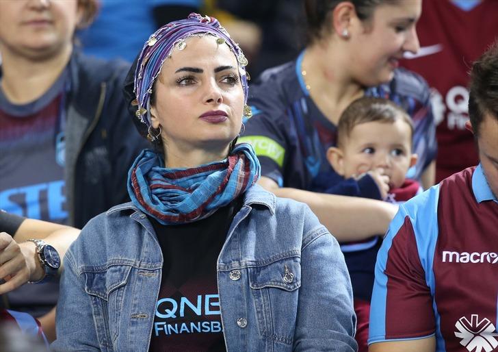 Trabzonspor 4 - 1 Beşiktaş (Süper Lig Puan Durumu) G1