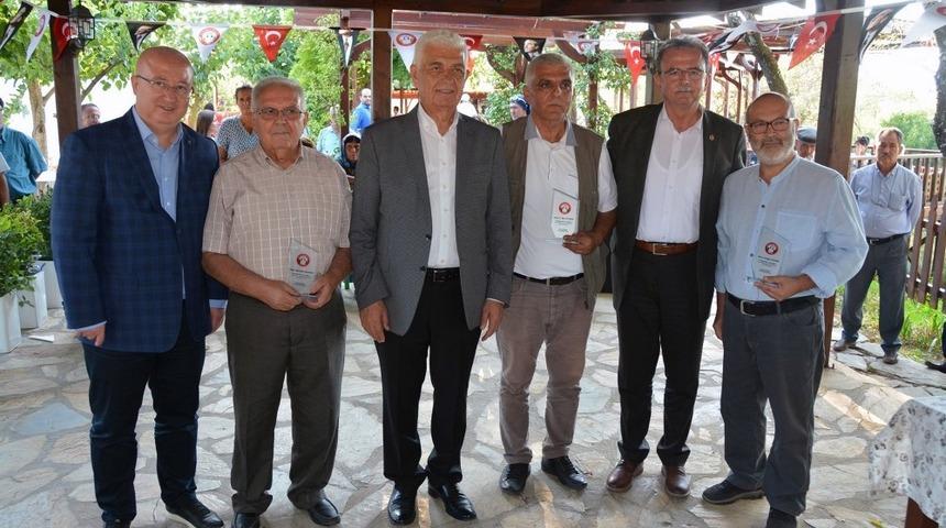 Kerimoğlu Ey&uuml;p Efe Evi t&uuml;rk&uuml;lerle a&ccedil;ıldı