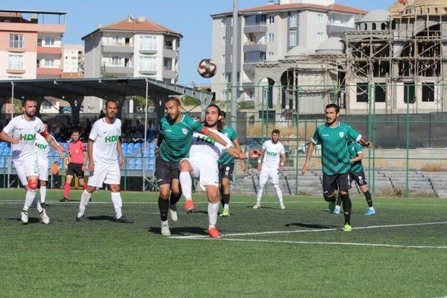 TFF 3. Lig: M.Yeşilyurt Belediyespor: 1 - Pazarspor: 2